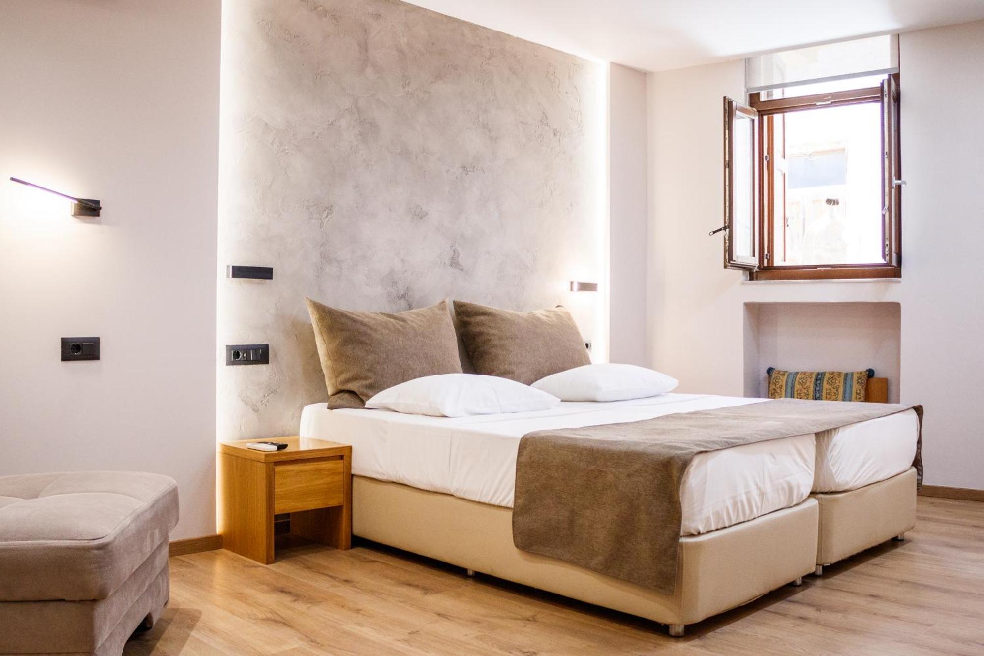 Morfeas Hotel